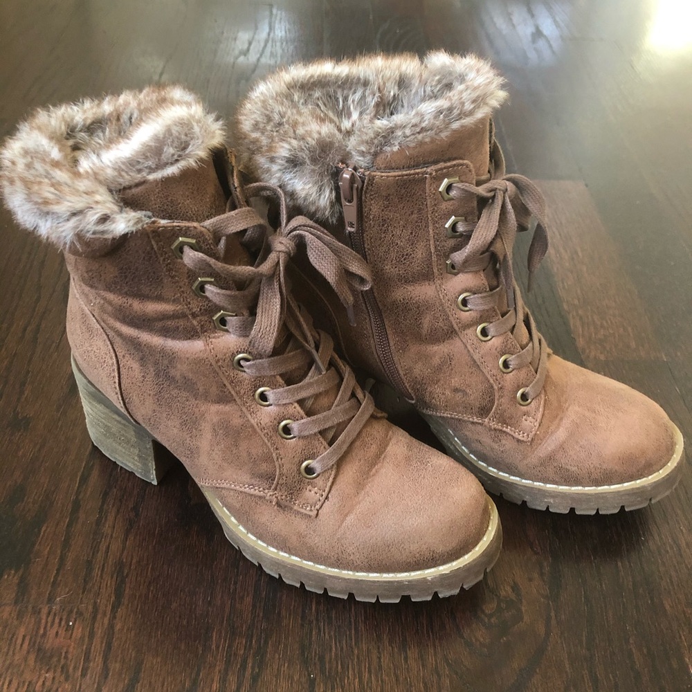 Steve Madden Faux-Fur lined booties